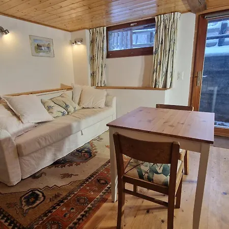 Berthe 11 -2 Personnes -les Apartmán Haudères